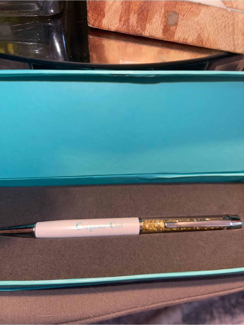 Origami Owl White and Gold Crystal Accent Pen